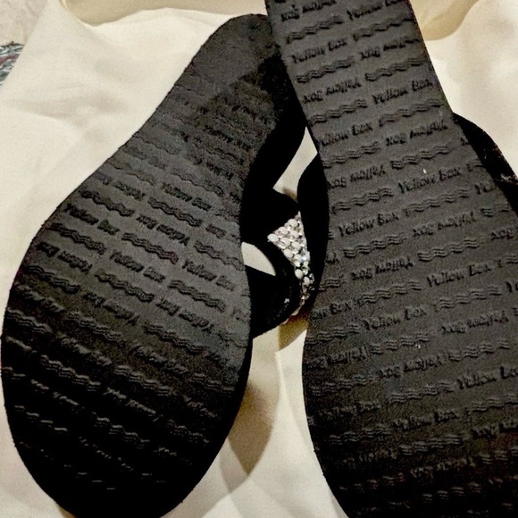 Yellow Box Black Sandals with Sparkling Silver Embellishments - Picture 4 of 6